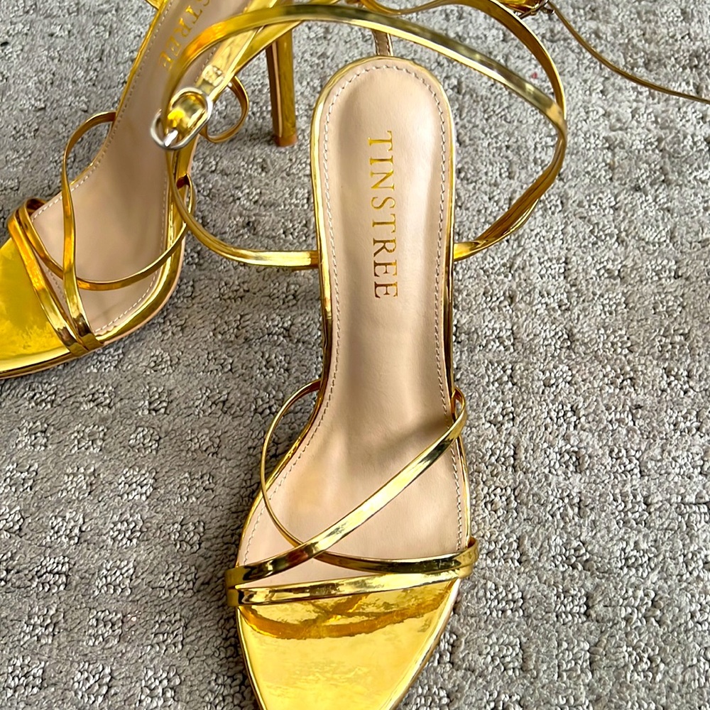 Gold Heels - Picture 2 of 3